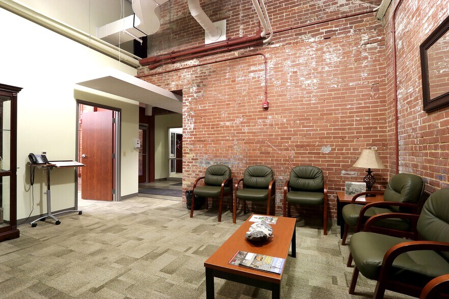 More Photos Of 100-256 Match Factory Pl, Bellefonte Medical For Lease