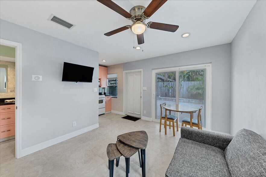 More Photos Of 1236 13th St, Sarasota Apartments For Sale