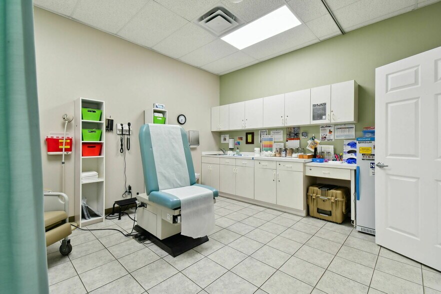 More Photos Of 772 Cortaro Dr, Sun City Center Medical For Sale