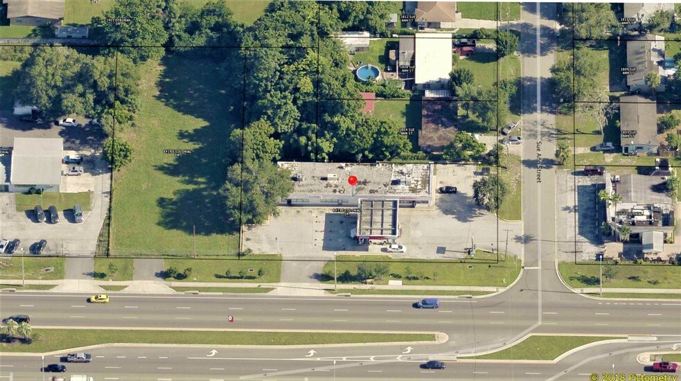 More Photos Of 8431-8433 E Colonial Dr, Orlando Service Station For Lease