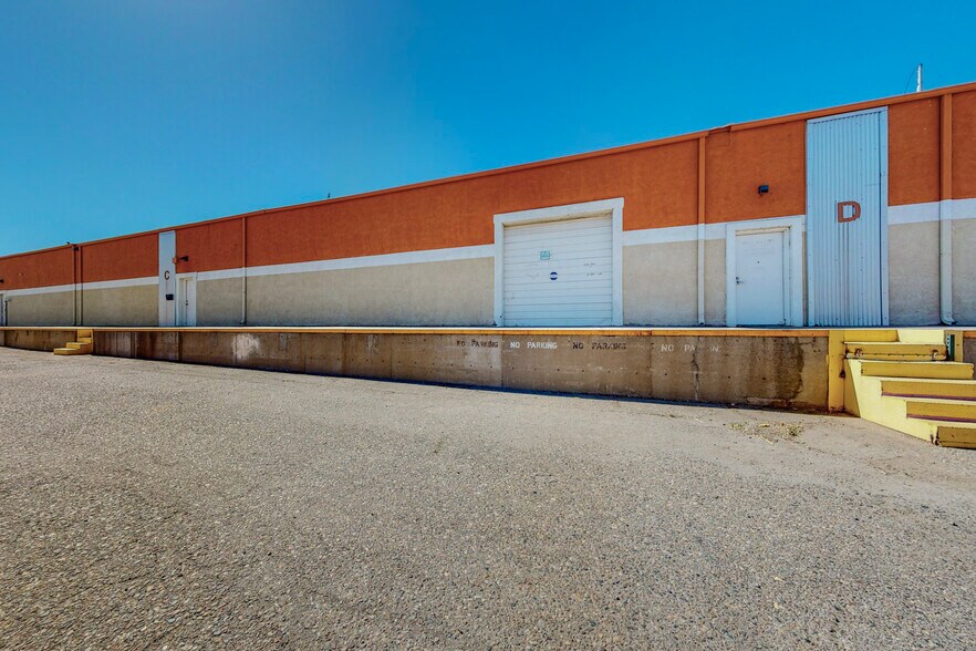 More Photos Of 1823 Commercial St NE, Albuquerque Warehouse For Sale