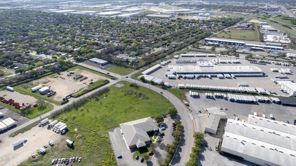 More Photos Of 3 acres on Springfield Dr, San Antonio Land For Sale