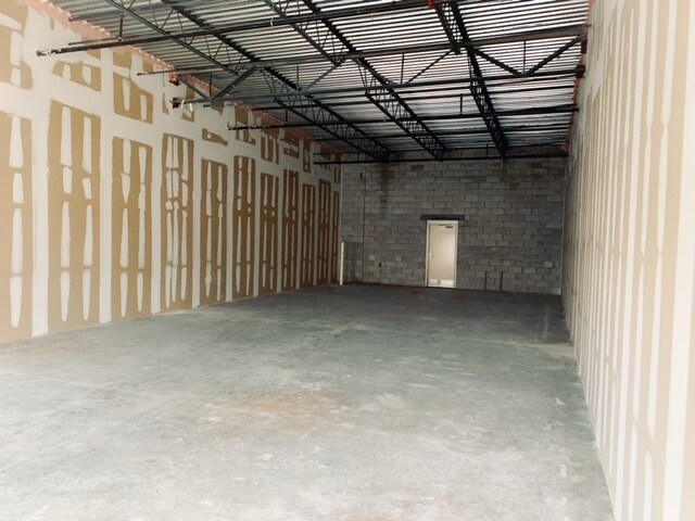 More Photos Of 2219 County Road 220, Middleburg General Retail For Sale