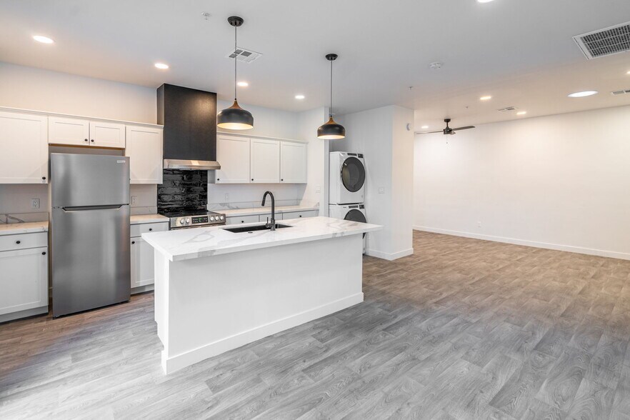 More Photos Of 719 W Missouri Ave, Phoenix Apartments For Sale