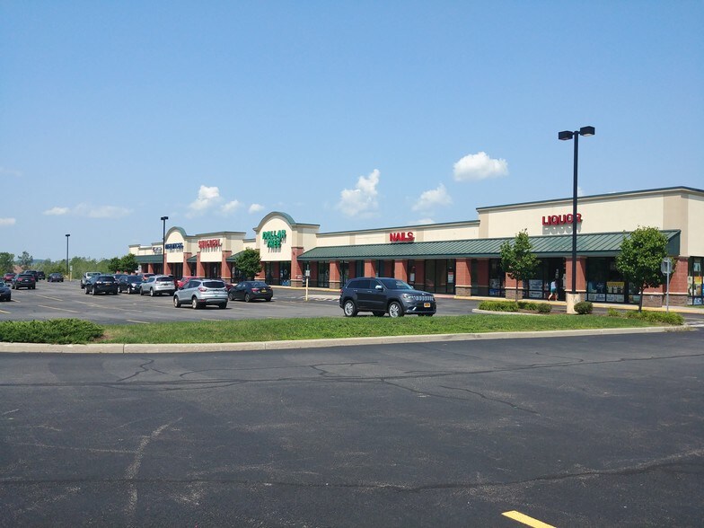 More Photos Of 515 Sampson Dr, Macedon Unknown For Lease