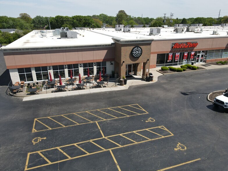 More Photos Of 890-896 S Main St, Centerville Storefront For Sale