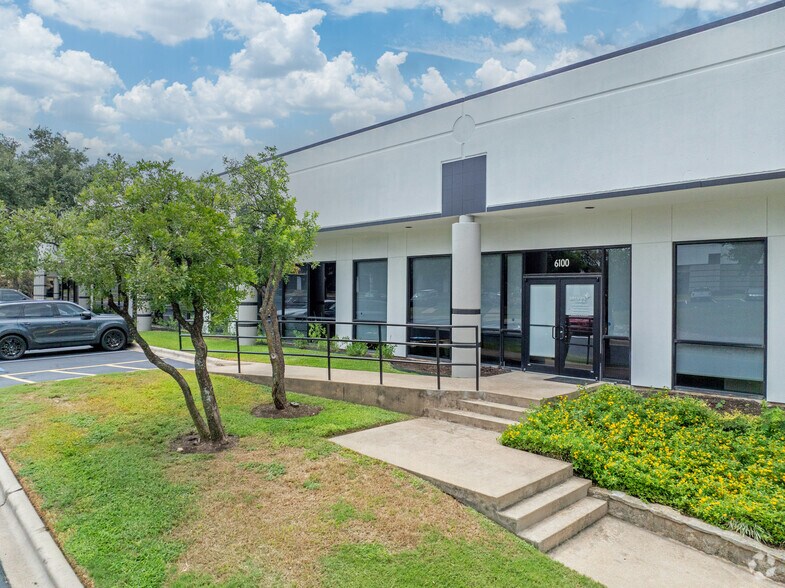 More Photos Of 2113 Wells Branch Pky, Austin Unknown For Lease