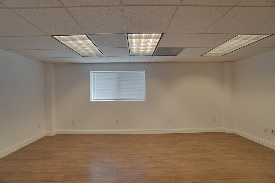 More Photos Of 2196 American Ave, Hayward Warehouse For Lease