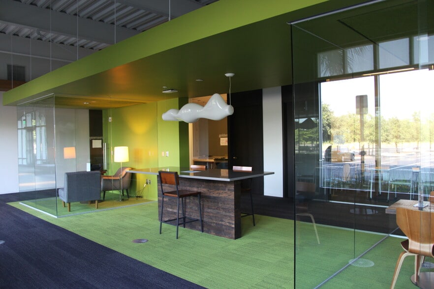 More Photos Of 215 Benefitfocus Way, Daniel Island Office For Lease