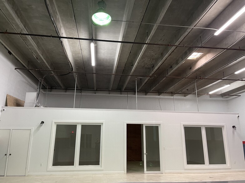 More Photos Of 3004 NW 79th Ave, Doral Warehouse For Lease