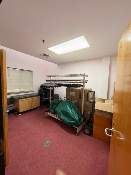 More Photos Of 5 Wally Krueger Way, Bridgewater Daycare Center For Lease