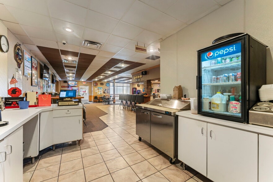 More Photos Of 118 Railroad Ave NE, Mora General Retail For Sale