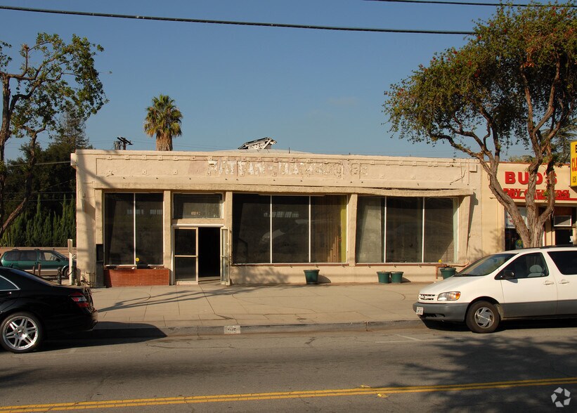 More Photos Of 315 N San Marino Ave, San Gabriel General Retail For Sale