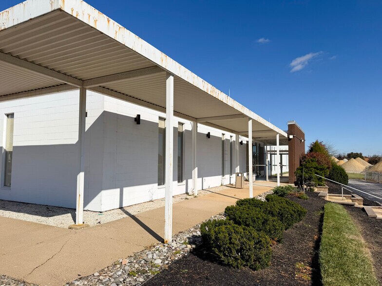 More Photos Of 110 W Park Dr, Mount Laurel Flex For Sale