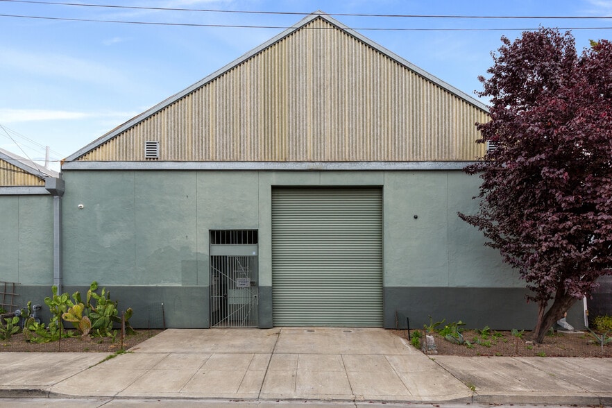 More Photos Of 2534 Magnolia St, Oakland Manufacturing For Sale