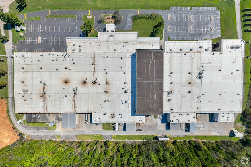 More Photos Of 2121 Holston Bend Dr, Mascot Manufacturing For Lease