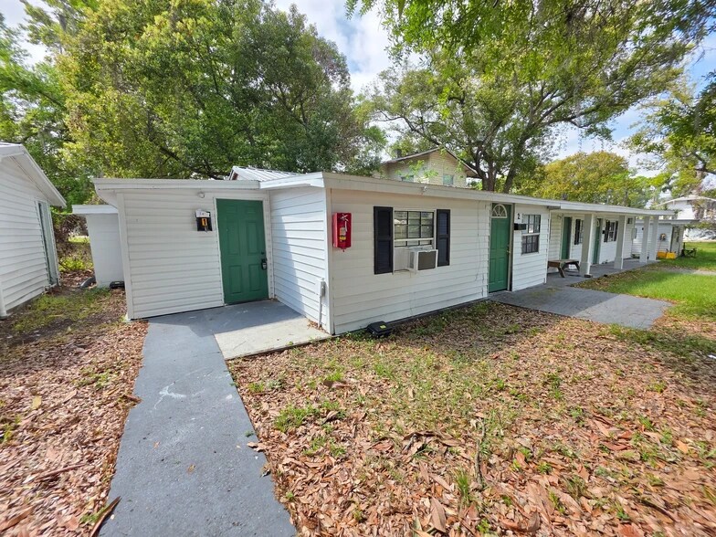 More Photos Of 501 W Baker St, Plant City Apartments For Sale