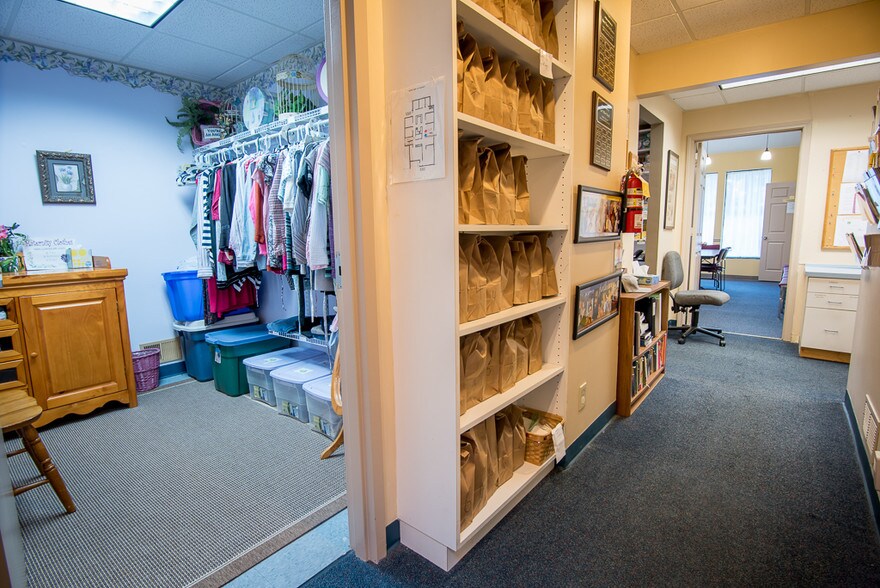 More Photos Of 1305 Milstead Ave NE, Conyers Medical For Sale