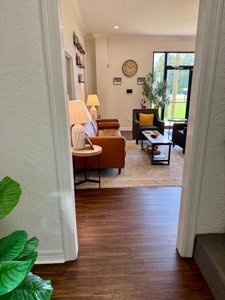 More Photos Of 1907 E US Highway 80, White Oak Office For Sale