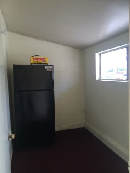 More Photos Of 12065 Paramount Blvd, Downey Storefront For Lease