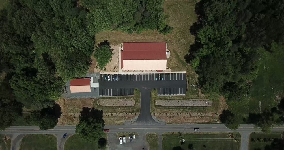 More Photos Of 7180 Opal Rd, Warrenton Office For Sale