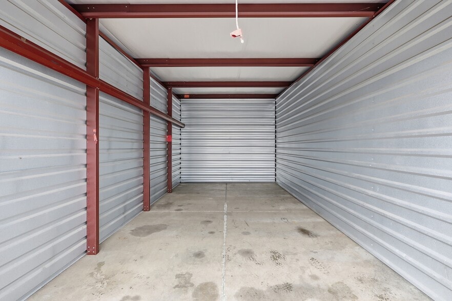 More Photos Of 3055 3rd St S, Waite Park Self Storage For Sale