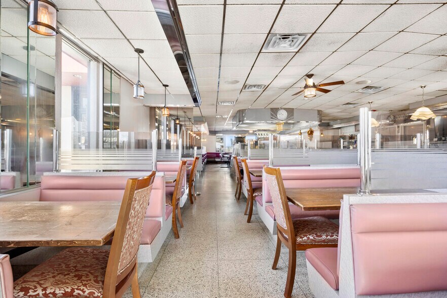 More Photos Of 1975 Central Ave, Albany Restaurant For Sale