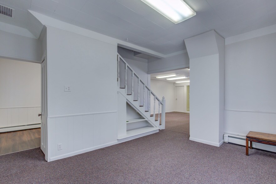 More Photos Of 4520 S Broadway, Englewood Auto Repair For Lease