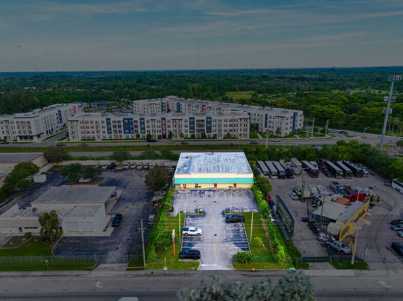 More Photos Of 27330 S Dixie Hwy, Homestead Storefront Retail Office For Sale