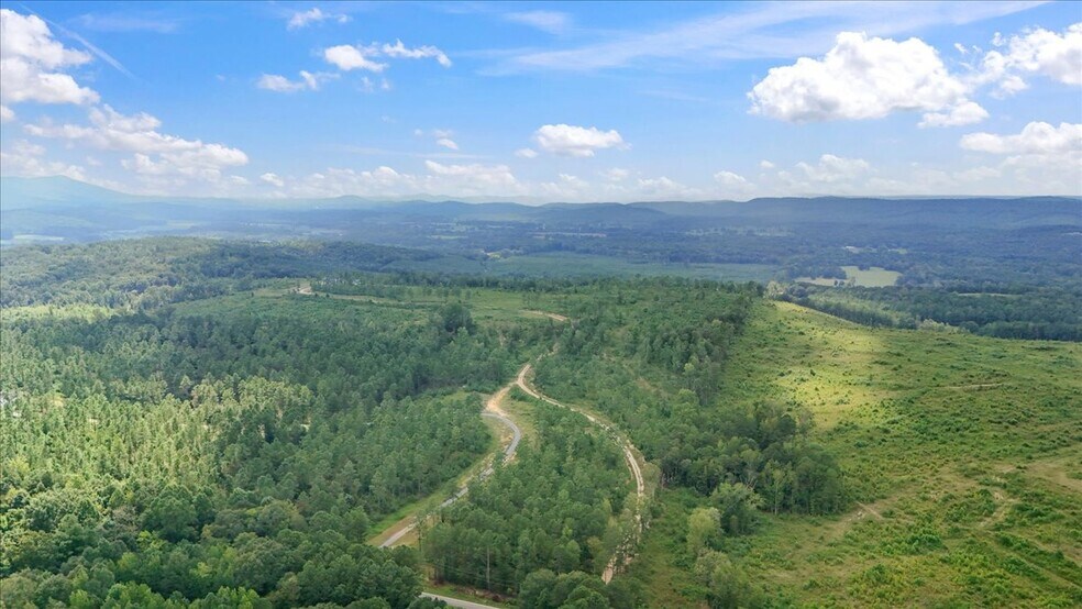 More Photos Of 664 Wiggins Rd, Lyerly Land For Sale