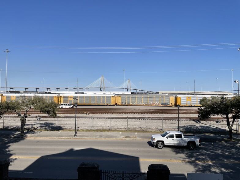 More Photos Of 635 E Bay St, Charleston Office Residential For Lease