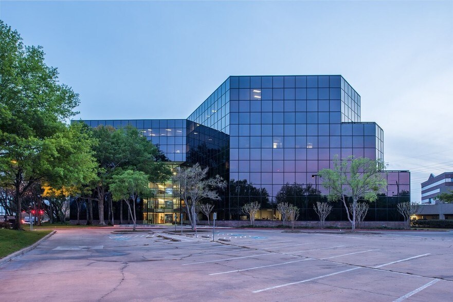 3200 Wilcrest Dr, Houston, TX 77042 Office For Lease