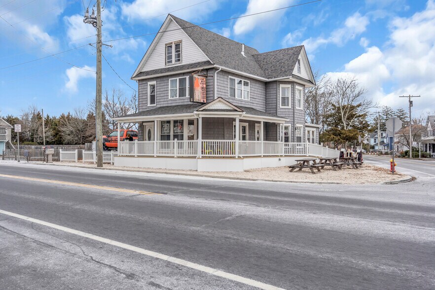 More Photos Of 59 N Main St, Manahawkin Freestanding For Sale