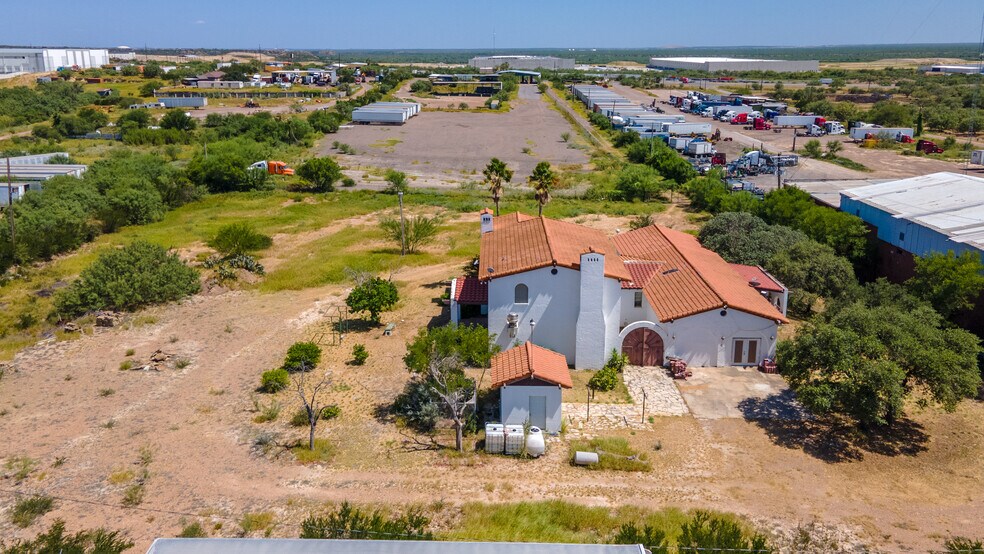 More Photos Of 22211 Mines Rd, Laredo Land For Sale
