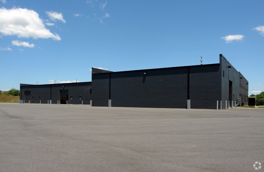 More Photos Of 221 McRand Ct, Hagerstown Light Distribution For Lease