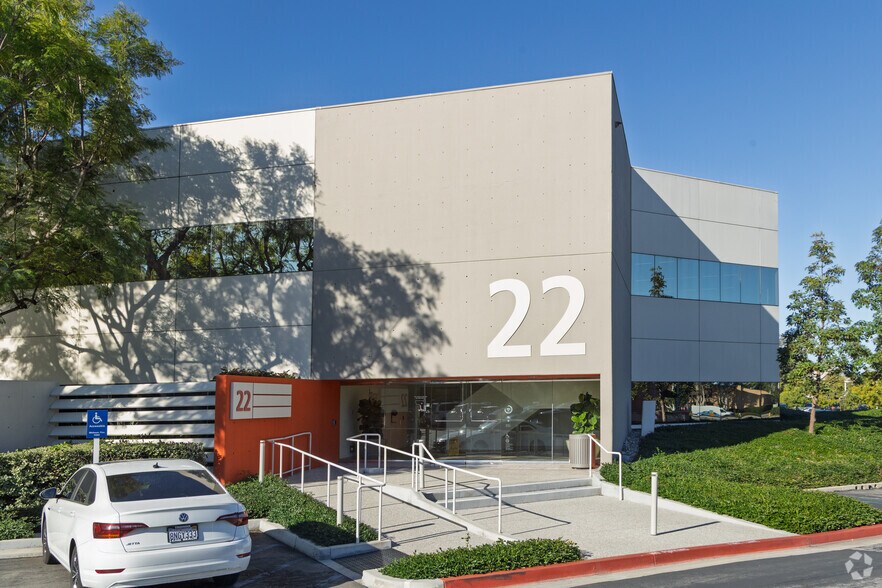 More Photos Of 22 Executive Park, Irvine Office For Lease