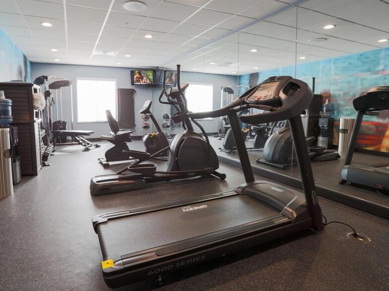 More Photos Of 201 Commerce Dr, Wewoka Hotel For Sale