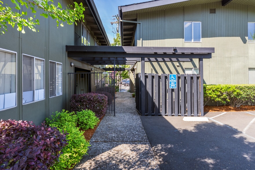More Photos Of 3000 Cleveland Ave, Santa Rosa Office For Sale