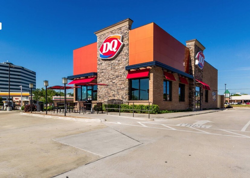 More Photos Of 7989 Belt Line Rd, Dallas Unknown For Lease