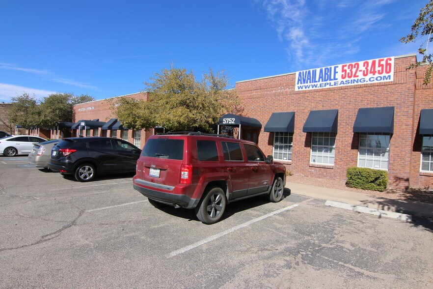 More Photos Of 5732-5748 N Mesa Dr, El Paso Unknown For Lease