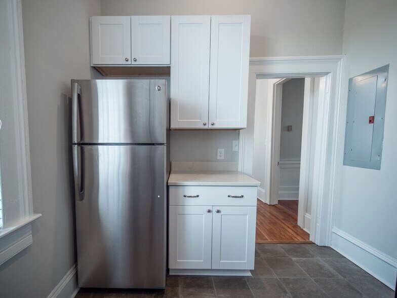 More Photos Of 112 Rutledge Ave, Charleston Office Residential For Sale