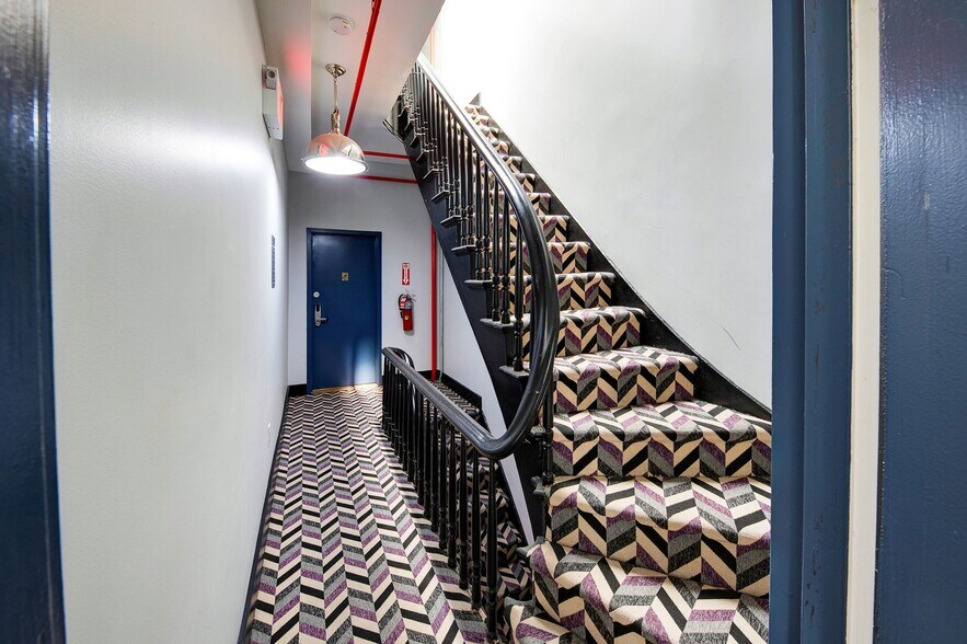 More Photos Of 1429 Third Ave, New York Apartments For Sale