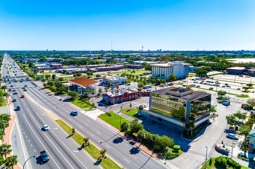 More Photos Of 6900 S Orange Blossom Trl, Orlando Office For Lease