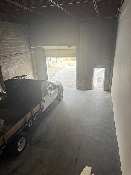 More Photos Of 69 Horseblock Rd, Centereach Service For Lease