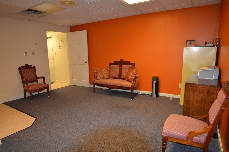 More Photos Of 1312 C St, Waynesboro Religious Facility For Sale