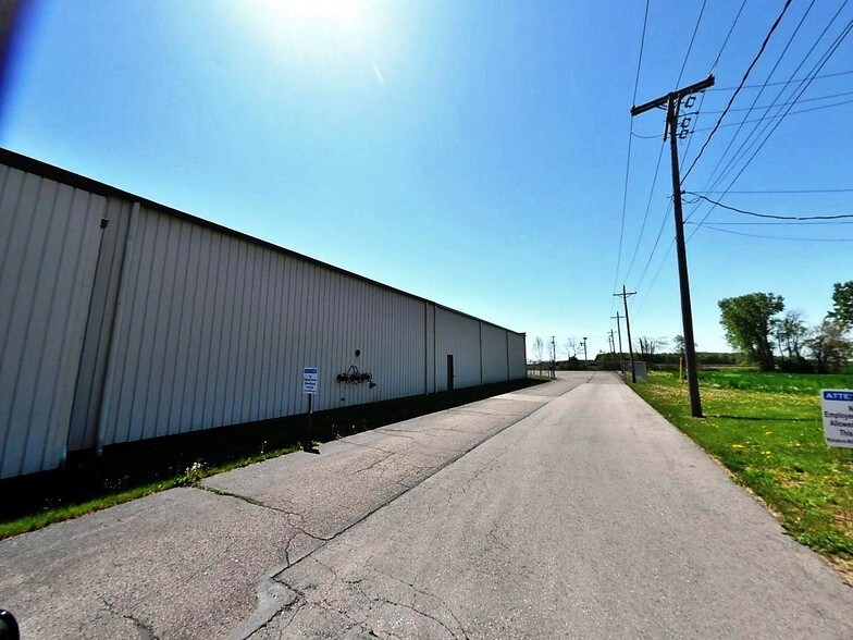 More Photos Of 507 W Indiana St, Edon Warehouse For Sale