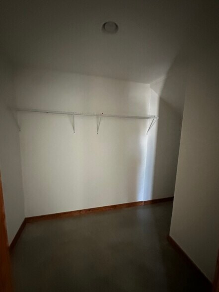 More Photos Of 4072 Old Lorena Rd, Lorena Light Manufacturing For Lease