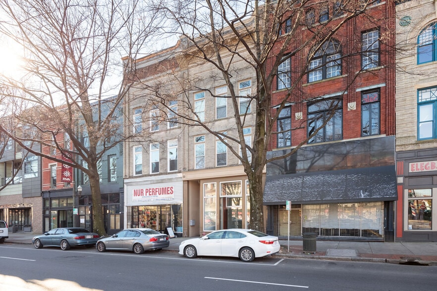 More Photos Of 105 E Broad St, Richmond Apartments For Lease