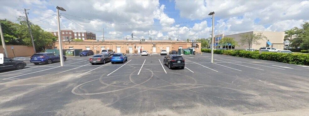 More Photos Of 12727-12749 Biscayne Blvd, North Miami Unknown For Lease