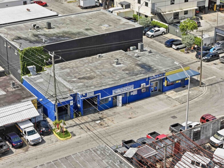 Primary Photo Of 1081 E 47th St, Hialeah Service Station For Sale